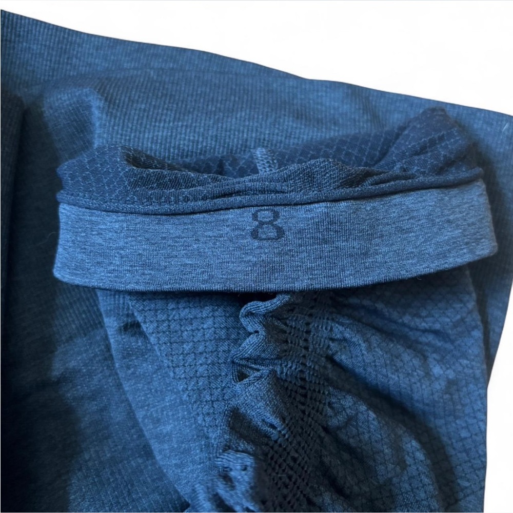 Lululemon In the Flow ll Cropped Capris - Picture 7 of 7